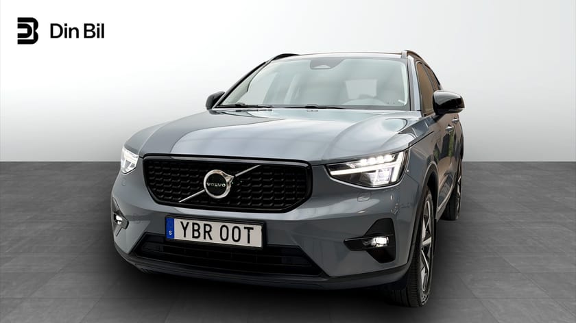 Bild 1 av Volvo XC40 B4 2.0 197HK AWD Nav Läder PANO