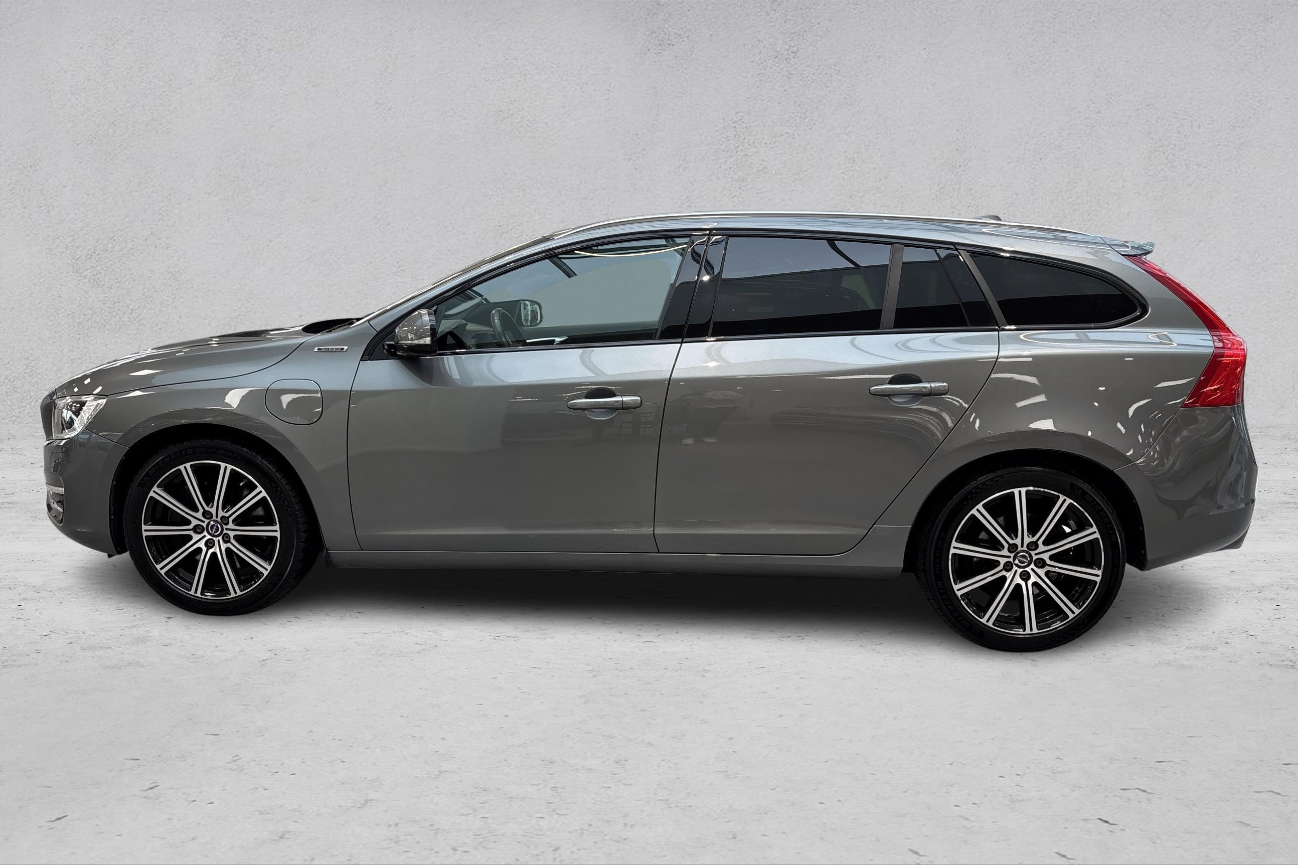 Thumnail bilde 1 av Volvo V60