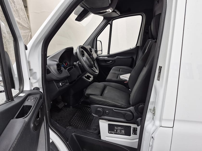 Bild 2 av Mercedes-Benz Sprinter 317 CDI RWD Panel Van SKÅP 170HK Aut