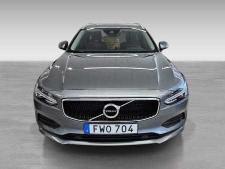 Volvo V90 D4 AWD Momentum Advanced Edition