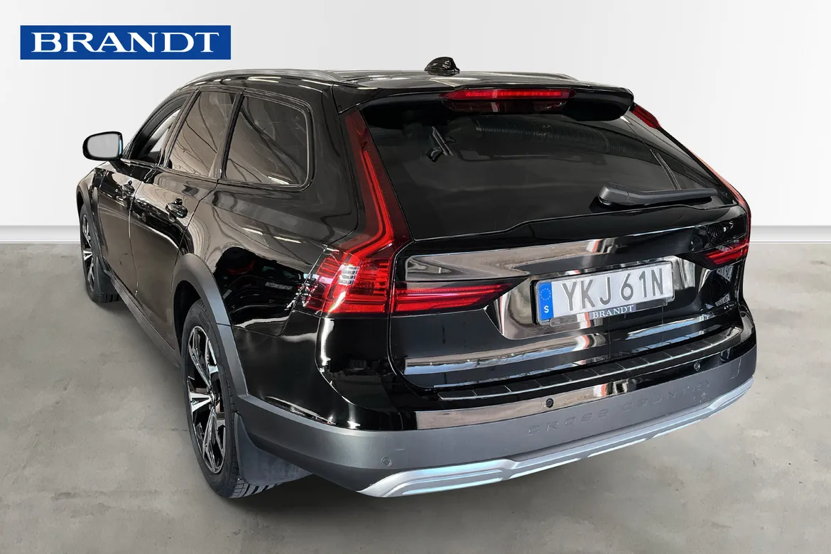 Volvo V90 Cross Country