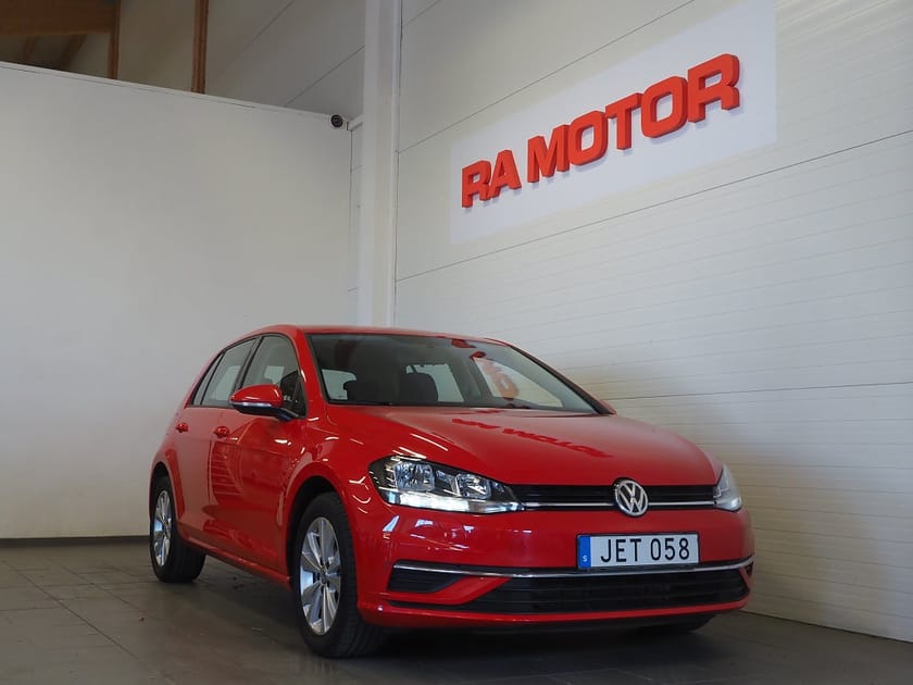 Bild 1 av Volkswagen Golf 1.6 TDI 115hk D-Värmare Backkamera Adaptiv Farthållare