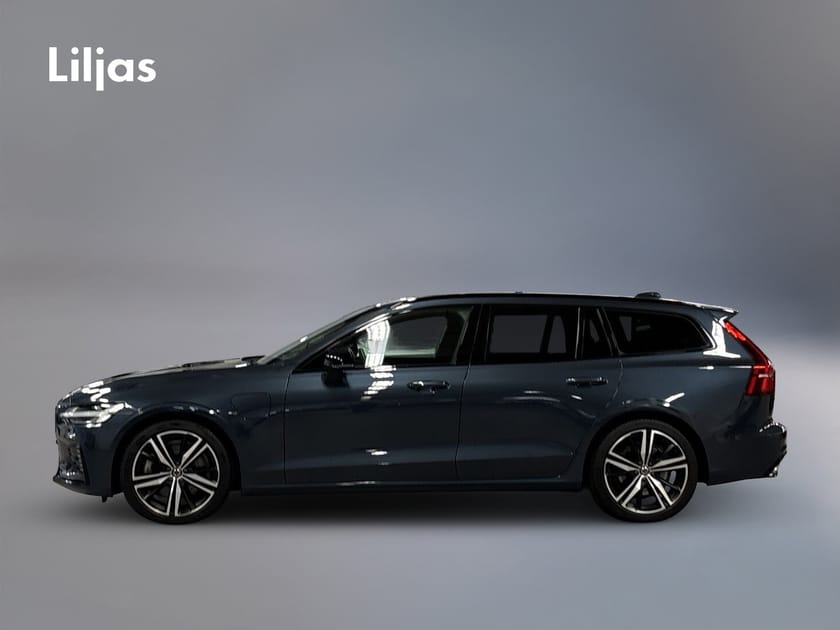 Bild 3 av Volvo V60 Recharge T8 AWD R-Design//Drag//360-Kamera//