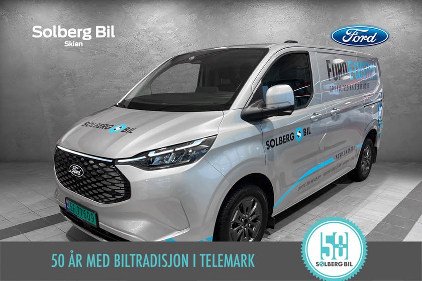 Bilde 1 av Ford E-Transit Custom 320 Limited, Pro Power, 360 kamera,, h.feste, takstativ