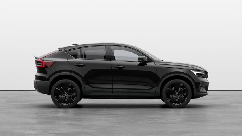 Bilde 2 av Volvo EC40 Twin Motor Performance AWD/Black Edition/Ultra/H&K/Krok/360/Pano/20"/Pixel