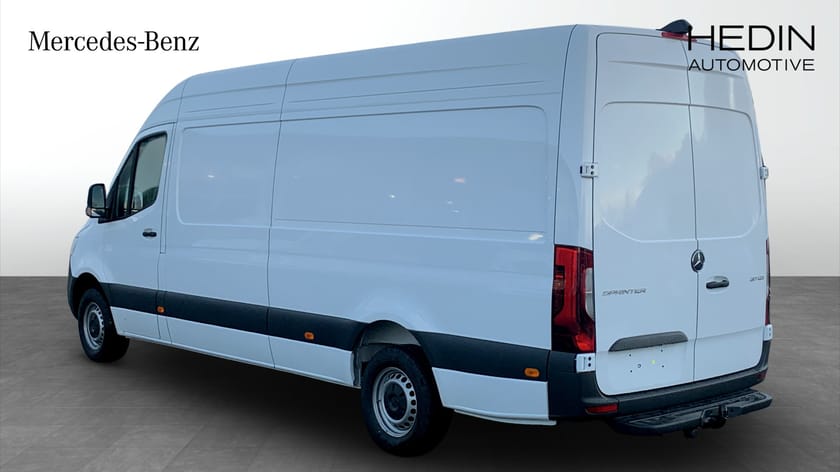 Bild 2 av Mercedes-Benz Sprinter 317 CDI RWD Skåpbil A3 PRO| Automat| Farthållare|Värmare