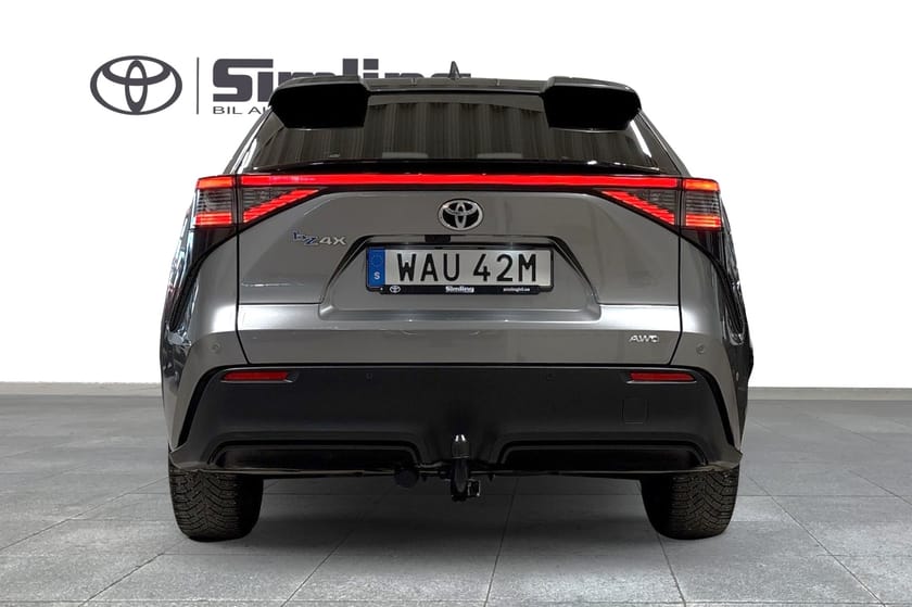 Bild 5 av Toyota bZ4X 71.4 kWh AWD Executive / Vinterhjul / Dragkrok