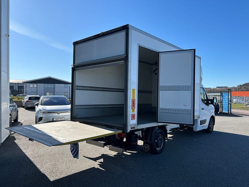 Bild 3 av Renault Master Chassi Cab 3.5 T 2.3 dCi / Bakgavel / B-kamera
