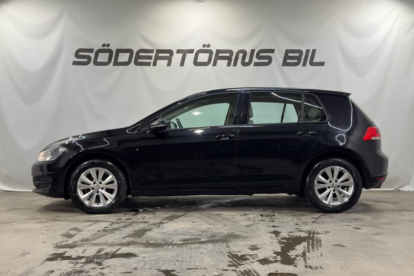 Bild 3 av Volkswagen Golf 5-dörrar 1.6 TDI DPF CARPLAY MOMSBIL