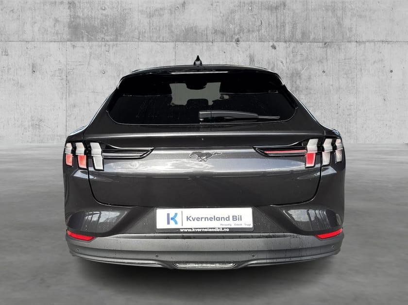 Bilde 4 av Ford Mustang Mach-E Standard Range range, RWD, B&O, Glasstak, B&O, El.seter++