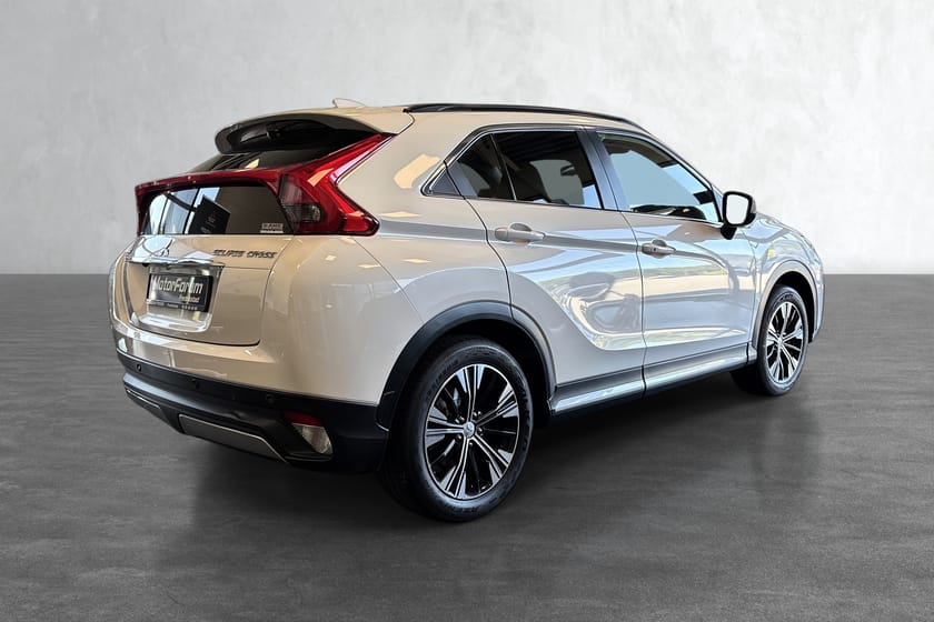 Bilde 4 av Mitsubishi Eclipse Cross 4WD 1,5-163 Instyle+ Aut/Skinn/Soltak ++