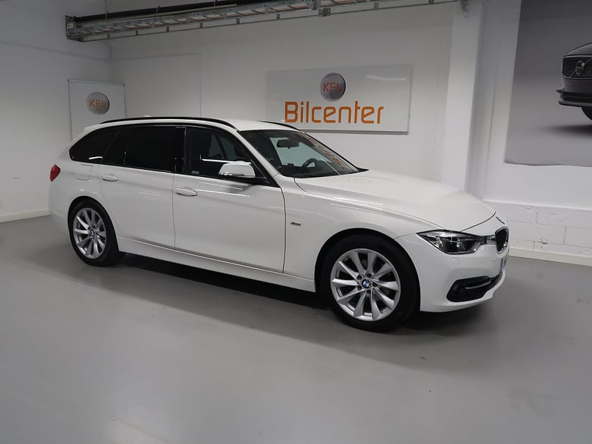 Bild 4 av BMW 318d xDrive Touring V-Däck ingår Kamera-Värmare-Rattvärme-Na