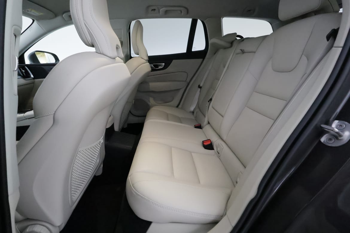 Volvo V60 2023 - miniatyr 18