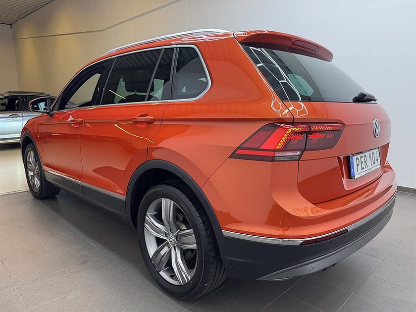 Bild 4 av Volkswagen Tiguan 2.0 TDI 4M 190hk  Pano/Läder/Navi/360kamera/Cockpit/Krok/1Brukar