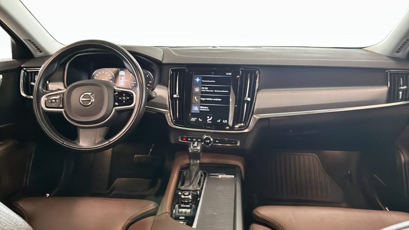 Bild 4 av Volvo V90 D4 AWD MOMENTUM 190HK VOC DRAG ADVANCED EDITION