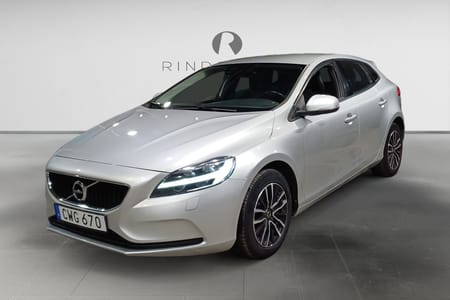 Volvo V40 D3 150 HK MOMENTUM BUSINESS ADVANCED VOC DRAG D-VÄRM