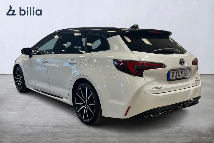 Bild 2 av Toyota Corolla Touring Sports Hybrid 1.8 GR-Sport dragkrok Approved Used