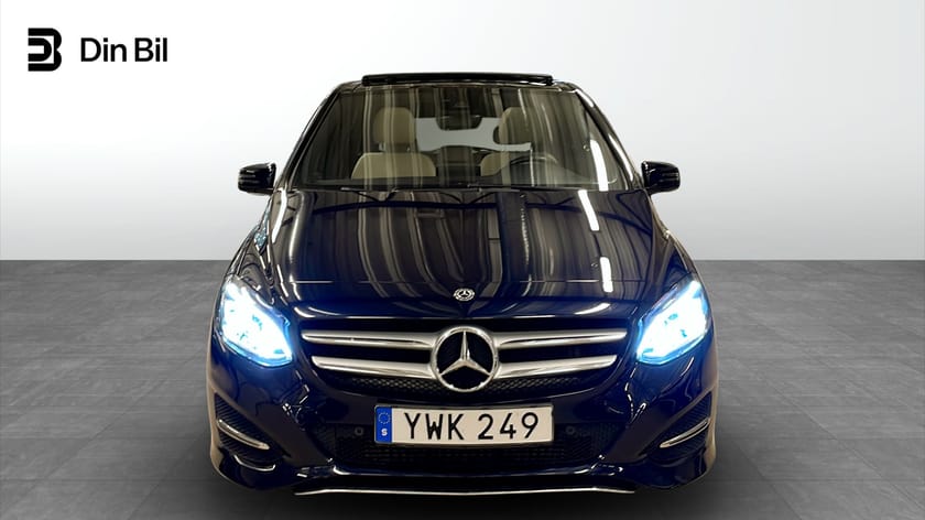 Bild 4 av Mercedes-Benz B 180 1.6 7G-Dct Panorama B-kamera Drag Läder 122 hk