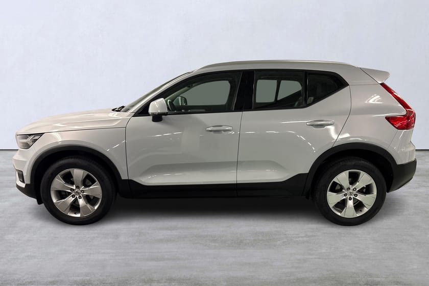 Bild 2 av Volvo XC40 D3 FWD Momentum Advanced Edition