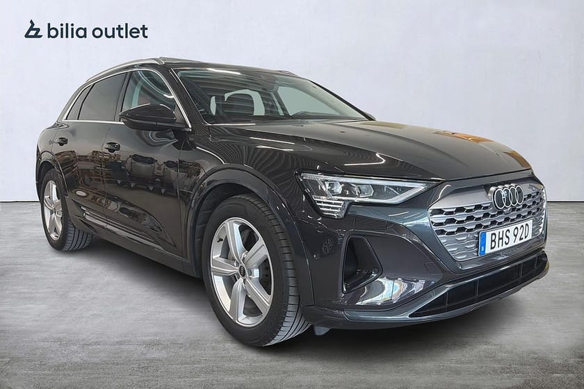 Bild 2 av Audi Q8 55 e-tron quattro Helskinn Backkamera Elstolar Dragkrok