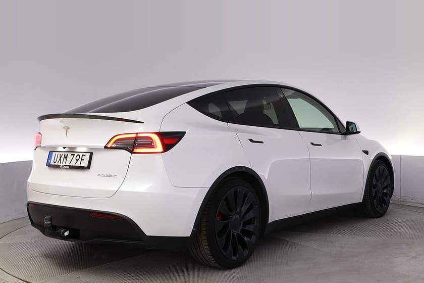 Bild 5 av Tesla Model Y Performance AWD Uppgraderad AutoP. Pano Drag