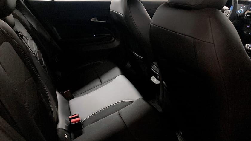 Bild 5 av Jeep Avenger e-Hybrid Altitude 1.2T Hybrid Aut Pl fr 5595kr