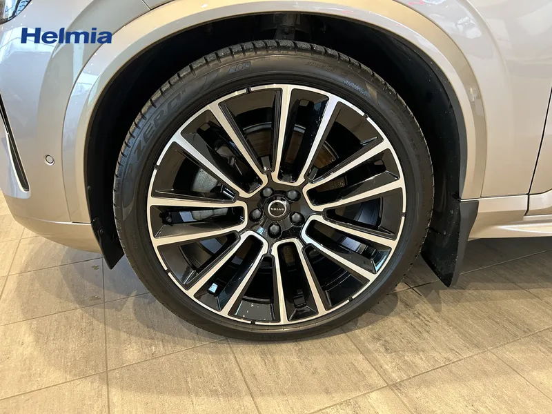 Bild 14 av 14 – Volvo XC90 T8 Ultra Dark