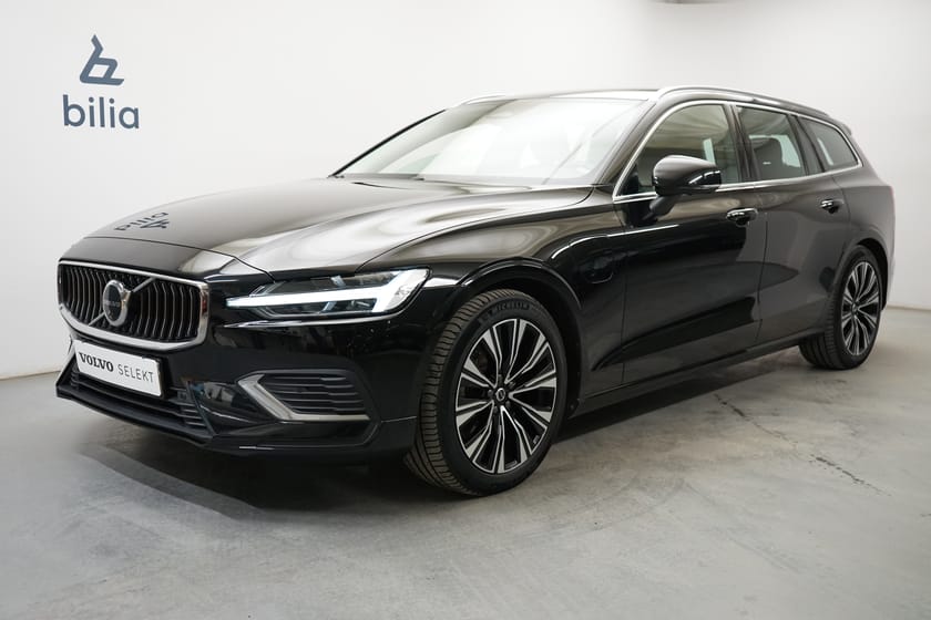 Bild 1 av Volvo V60 Recharge T6 II Core Edition, Dragkrok, Navigation, on call