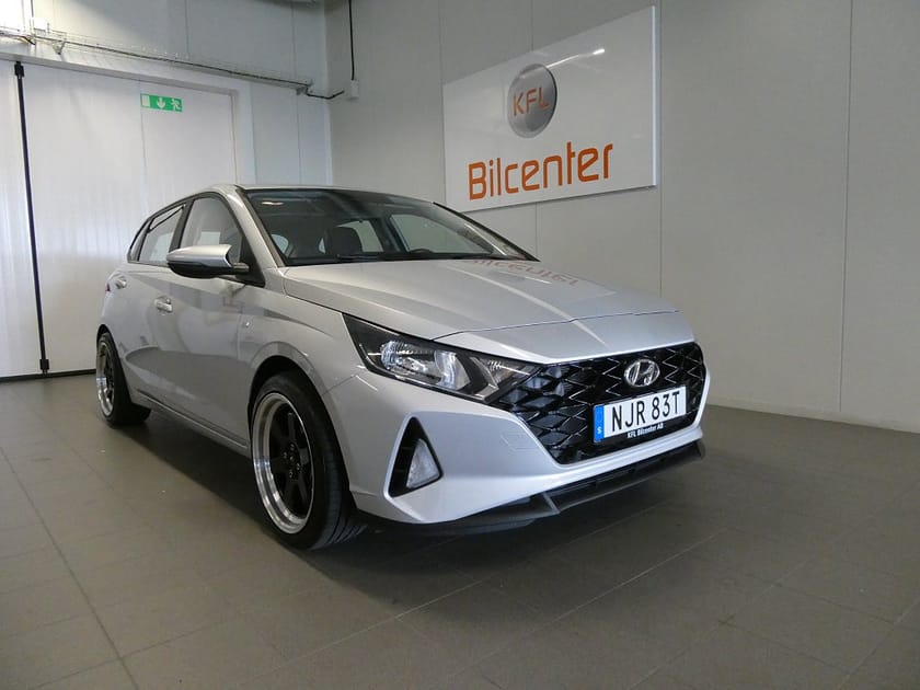 Bild 5 av Hyundai i20 1.0 T-GDI iMT Essential Drag-Kamera-Rattvärme-SoV