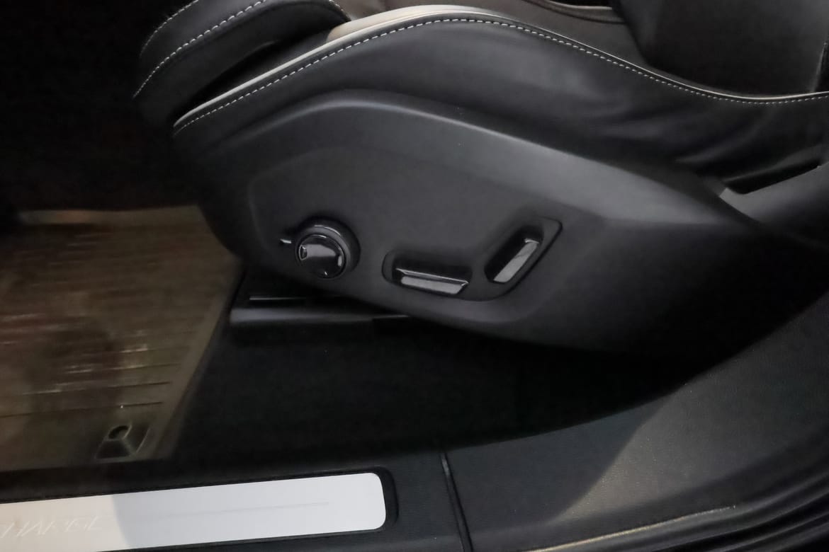 Volvo XC60 2023 - miniatyr 19