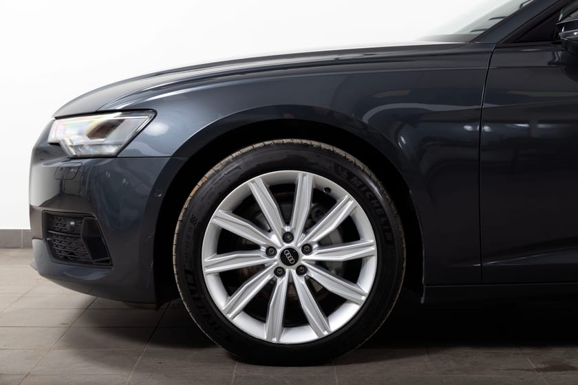 Bild 4 av Audi A6 Sedan 40 TDI quattro 2.0 19"/B-kamera/Pvärmare