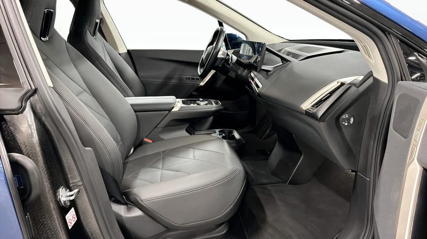 Bild 3 av BMW iX xDrive50 Innovationpkt Driving Assist Pro Head Up 360 Drag