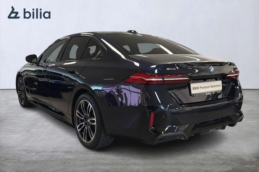 Bild 2 av BMW 530e xDrive M-sport | Drag | Aktiv farth. | Backkamera | H&K