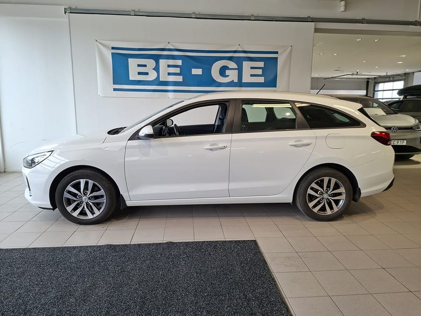 Bild 2 av Hyundai i30 Wagon 1.6 CRDi 110HK Automat