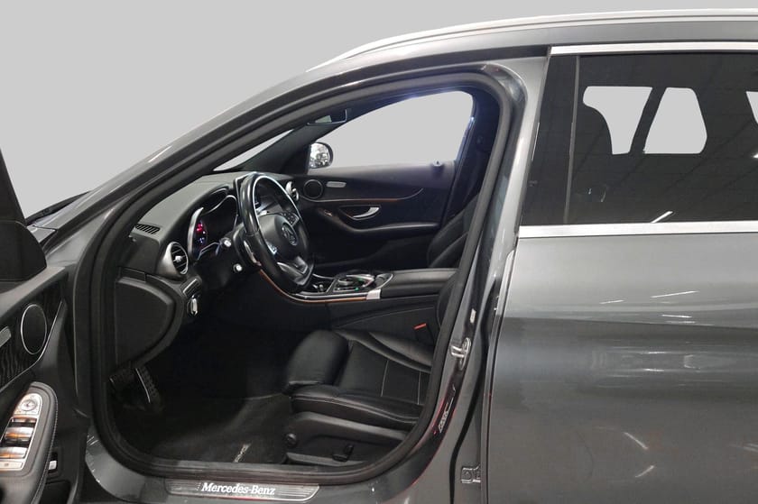 Bilde 5 av Mercedes-Benz C 220 T d 4MATIC AMG Line | | Høy komfort
