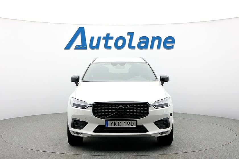 Bild 3 av Volvo XC60 B4 AWD R-Design H/K, 360°, 21", Dragkrok, Minne 197hk