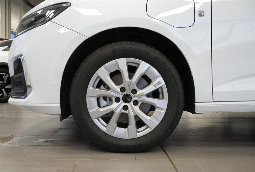 Bild 2 av Ford Grand Transit Connect Skåp L2 Limited 1.5 EcoBoost Plug-In 110kw 150hk 6AT