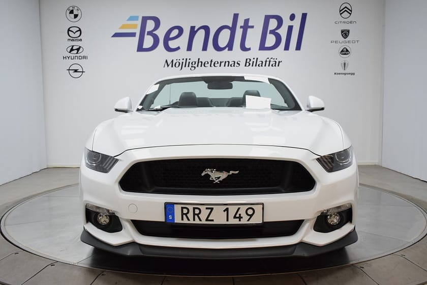 Bild 3 av Ford Mustang GT Cabriolet Cab V8 421hk / Sätesventilation / GPS