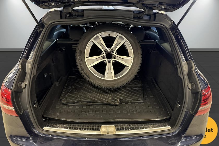 Bilde 5 av Mercedes-Benz C 200 T 4MATIC C200T 4M AMG / MULTIBEAM / Luftfjæring / Ad Cruiskontr