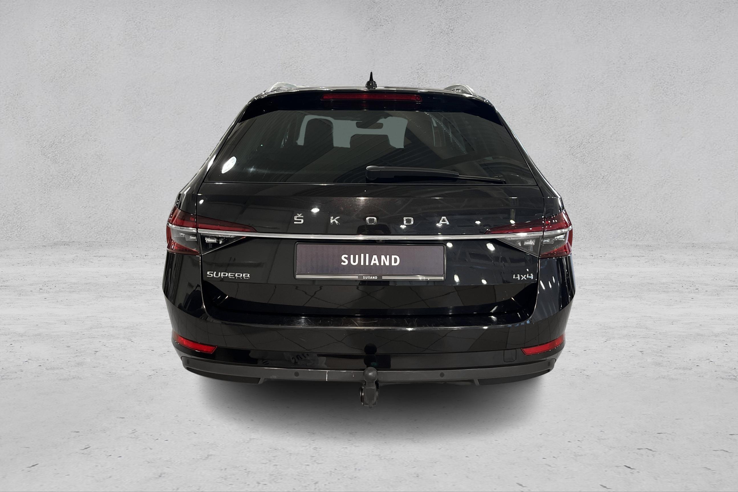 Thumnail bilde 3 av Škoda Superb Stasjonsvogn