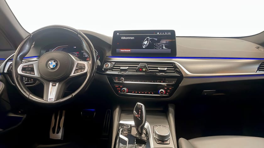 Bild 4 av BMW 520d xDrive Touring M-Sport Drag Värmare