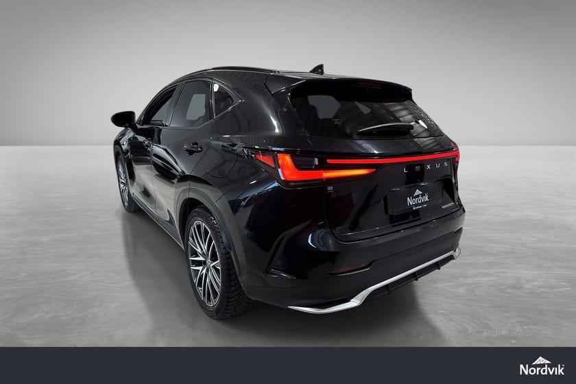 Bilde 3 av Lexus NX 450h+ F-sport, sportsstoler, velholdt!