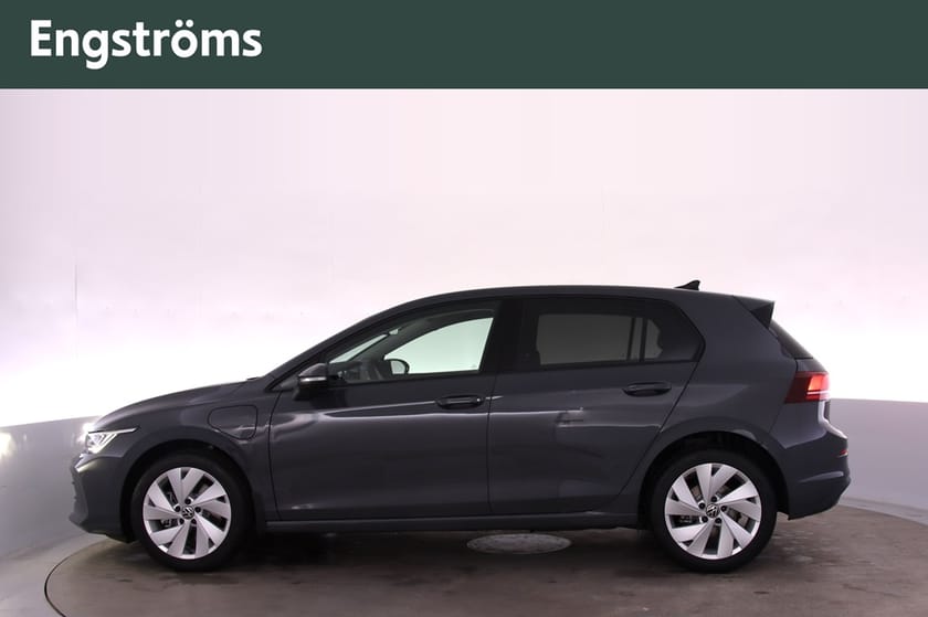 Bild 5 av Volkswagen Golf eHybrid 204hk Edition, Dragkrok