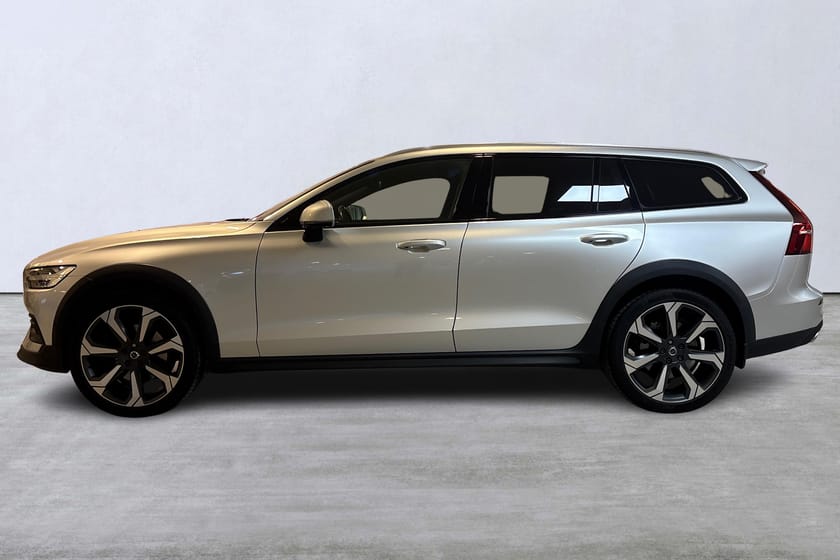Bild 2 av Volvo V60 Cross Country D4 AWD Pro Edition