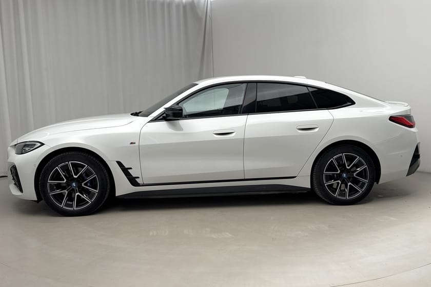 Bild 2 av BMW i4 M50 xDrive Gran Coupé xDrive, G26 (544hk) M Sport HiFi Widescreen