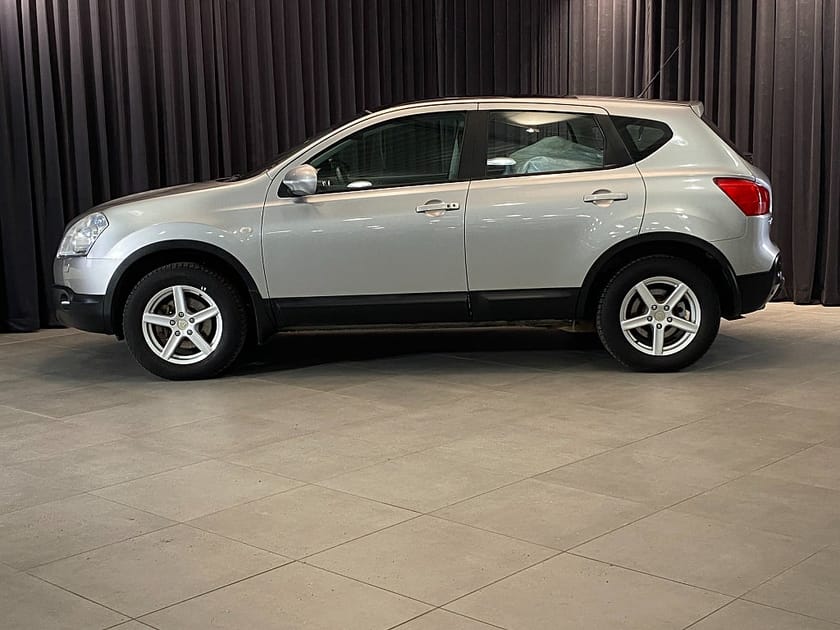 Bild 3 av Nissan Qashqai 2.0 4x4 Tekna Glastak skinn