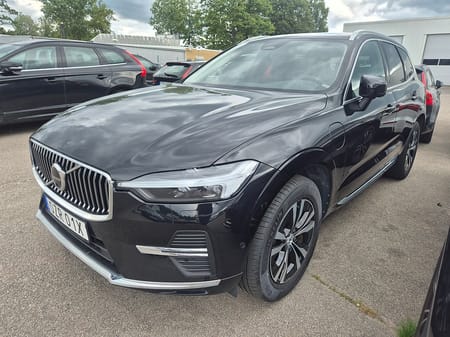 Volvo XC60 T6 Recharge Core Bright plug in AWD 350HK 4x4 Panorama