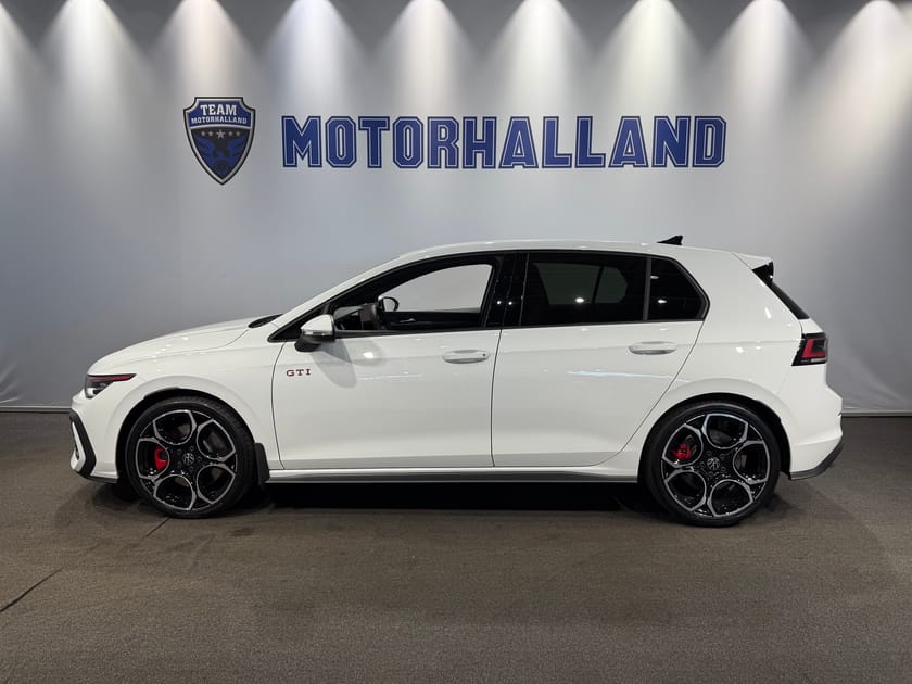 Bild 1 av Volkswagen Golf GTI - Lagerbil / MATRIX / 265 hk