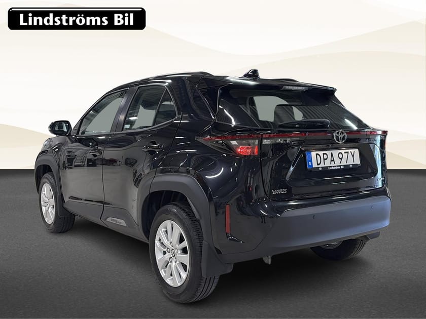 Bild 4 av Toyota Yaris Cross Hybrid 115 1,5 Active Säkerhetspaket Moms Vhjul