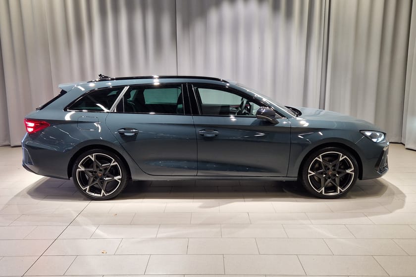 Bild 3 av CUPRA Leon Sportstourer VZ e-Hybrid 272hk